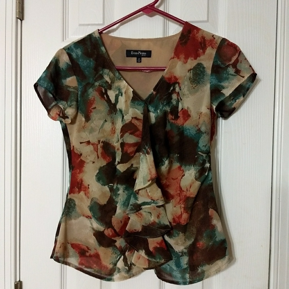 Evan Picone  top size Petite 4P